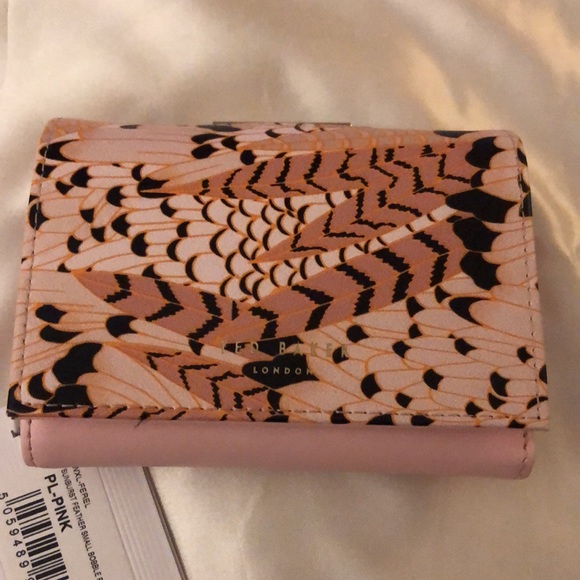 Ted Baker London Ferel Sunburst Feather Pink Leather Trifold Wallet NWT - Picture 15 of 15